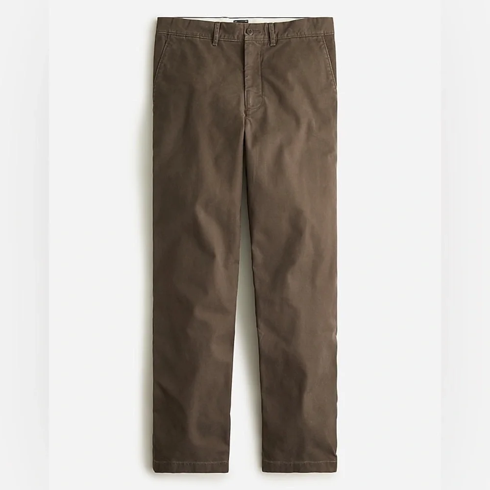 - J Crew Classic Relaxed-fit chino pant Item BE611